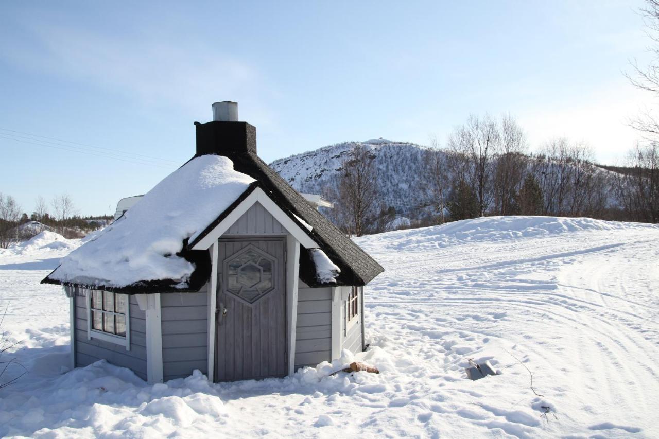Skoganvarre Villmark Buitenkant foto